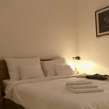 Dantes Sin-3 Bdrm Seaside Rooftop House - * Abbázia