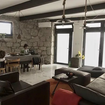 Dantes Sin-3 Bdrm Seaside Rooftop House - Abbázia