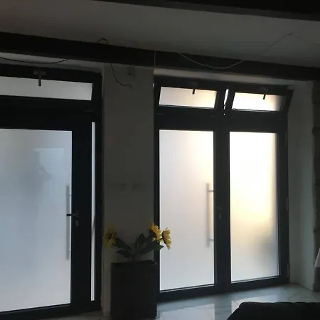 Dantes Sin-3 Bdrm Seaside Rooftop House -