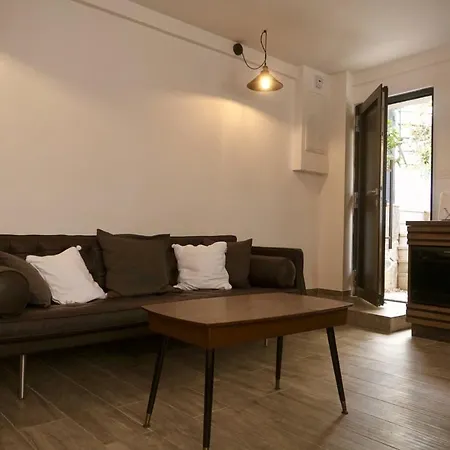 Dantes Sin-3 Bdrm Seaside Rooftop House - Nyaraló