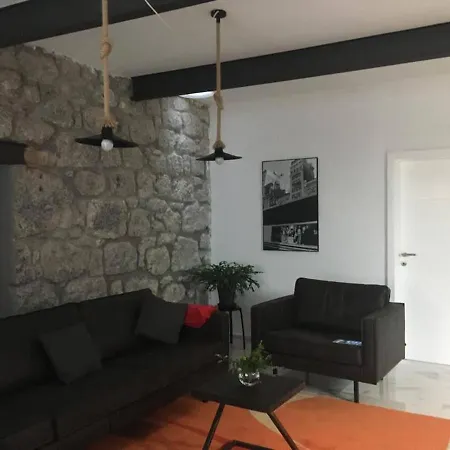 Dantes Sin-3 Bdrm Seaside Rooftop House - * Abbázia