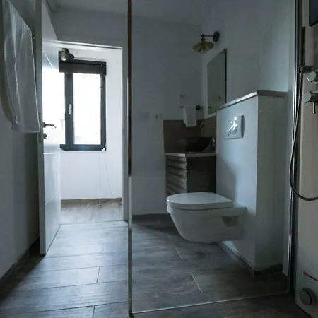 Dantes Sin-3 Bdrm Seaside Rooftop House - Nyaraló