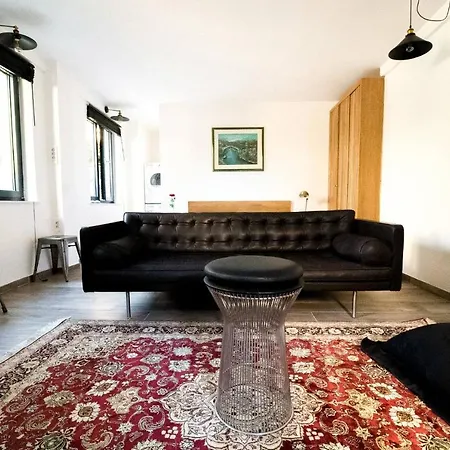 Dantes Sin-3 Bdrm Seaside Rooftop House - Holiday home